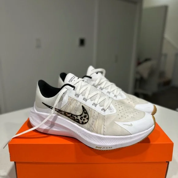 Nike Winflo 8 Premium - size 9 - Picture 2 of 9